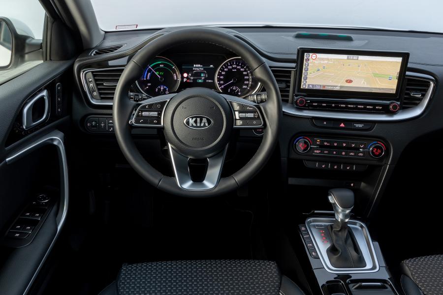 Торпедо Kia XCeed PHEV 2019 года  (WW) (фото 22 из 30)